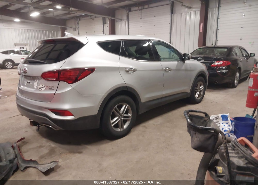 2017 HYUNDAI SANTA FE SPORT 2.4L VIN: 5XYZTDLB8HG491880