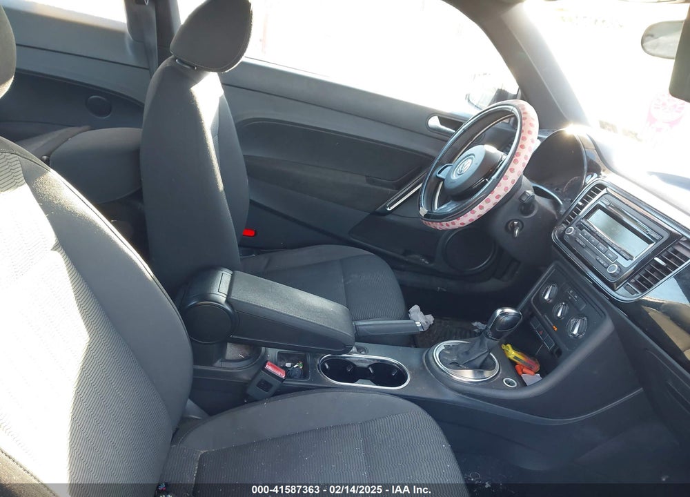 2014 VOLKSWAGEN BEETLE 2.5L ENTRY VIN: 3VWFP7AT1EM627377