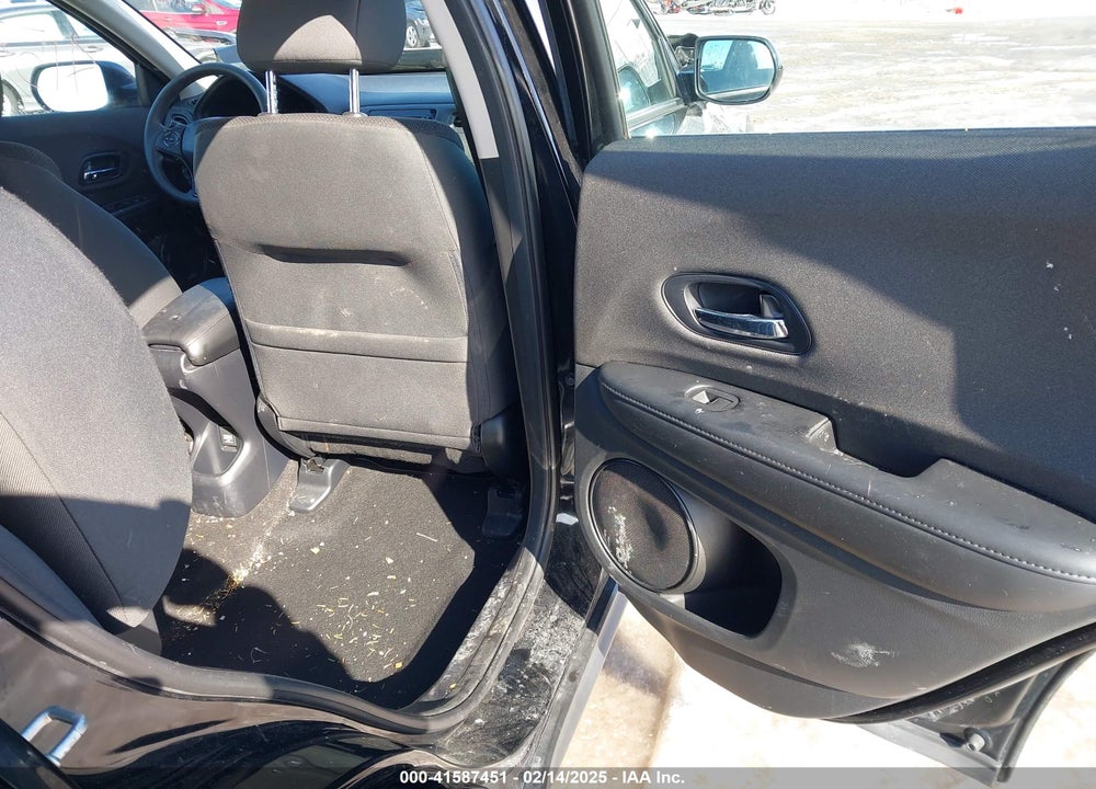 2019 HONDA HR-V LX VIN: 3CZRU6H35KG725406