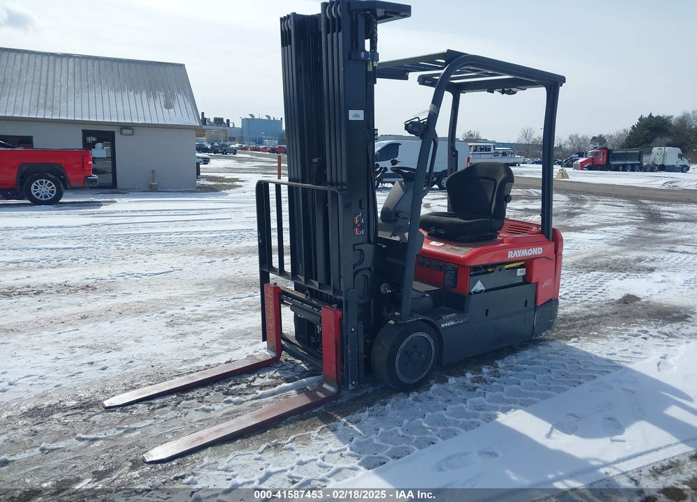 2023 RAYMOND 4460-C40QM FORKLIFT VIN: 4462318575