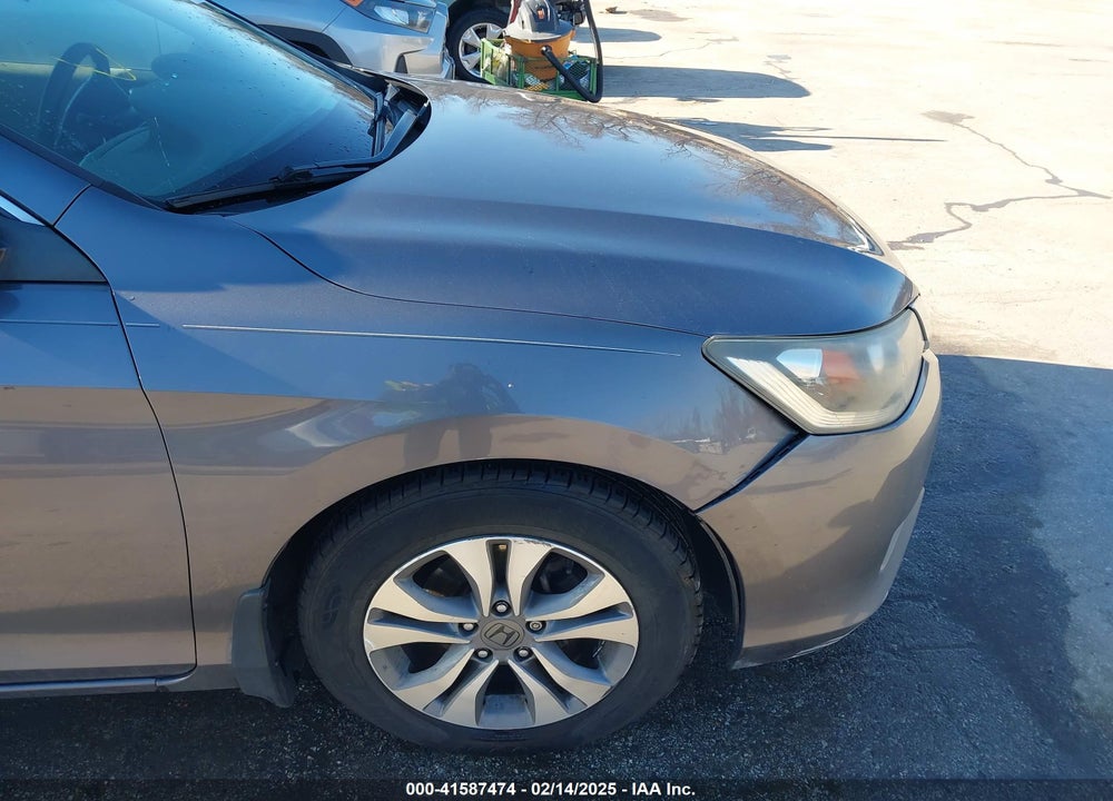 2015 HONDA ACCORD VIN: 1HGCR2F32FA204433