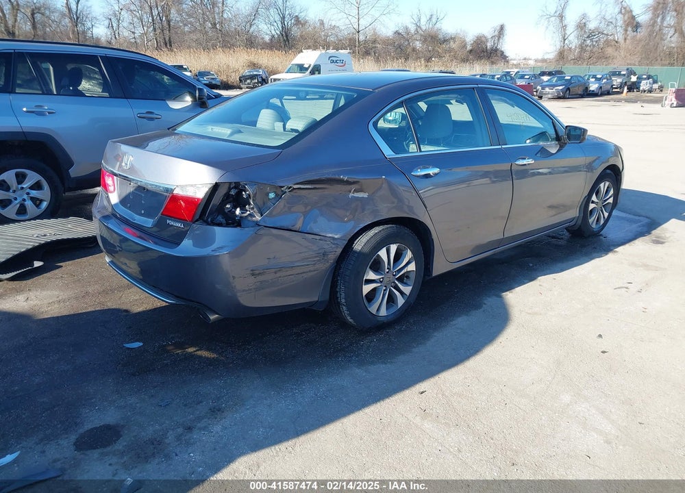 2015 HONDA ACCORD VIN: 1HGCR2F32FA204433