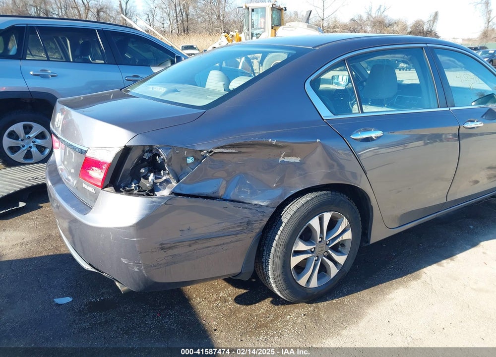 2015 HONDA ACCORD VIN: 1HGCR2F32FA204433