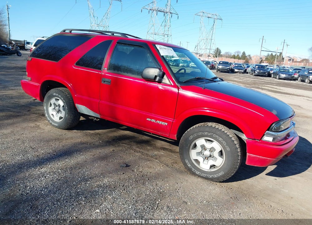2001 CHEVROLET BLAZER LS VIN: 1GNCT18W31K250350