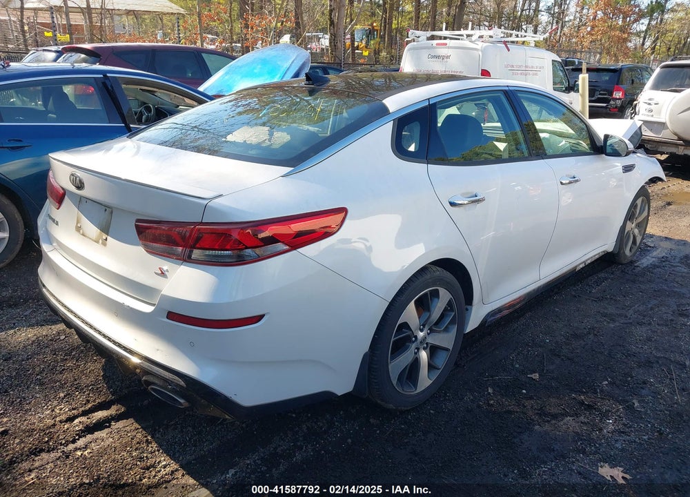 2020 KIA OPTIMA S VIN: 5XXGT4L35LG420486