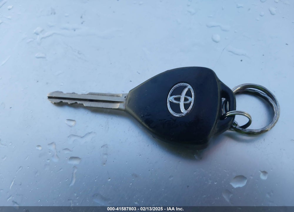 2010 TOYOTA COROLLA S VIN: 1NXBU4EE7AZ305364