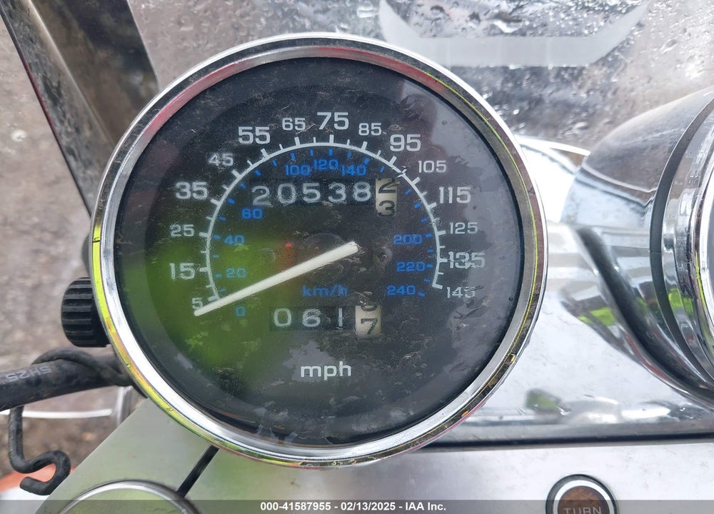 1996 HONDA VF750 CD VIN: JH2RC4349TM100235