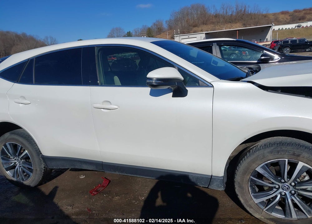 2022 TOYOTA VENZA VIN: JTEAAAAH4NJ105133