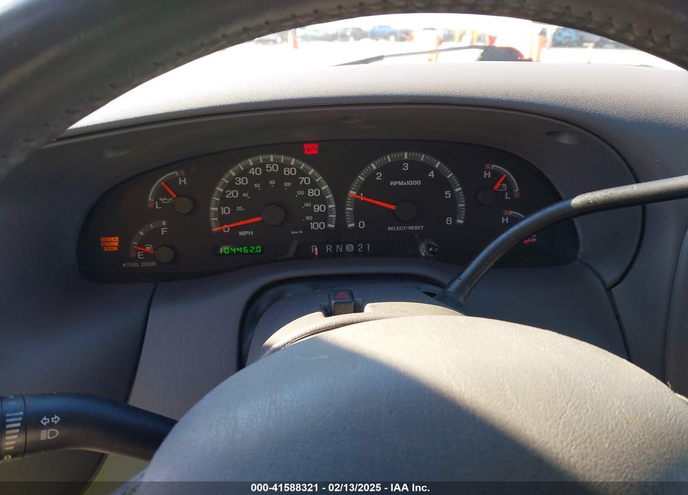 2002 FORD F-150 LARIAT/XLT VIN: 1FTRW076X2KE26821