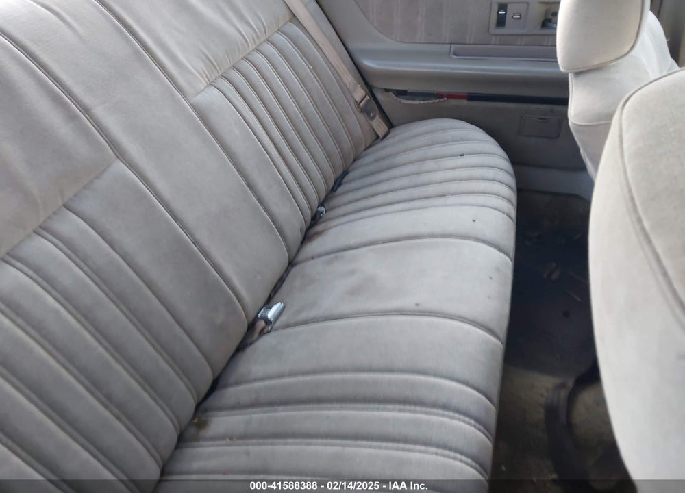 1992 OLDSMOBILE 88 VIN: 1G3HN53L2NH351721
