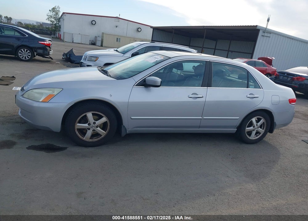 2004 HONDA ACCORD 2.4 EX VIN: 1HGCM56894A122370