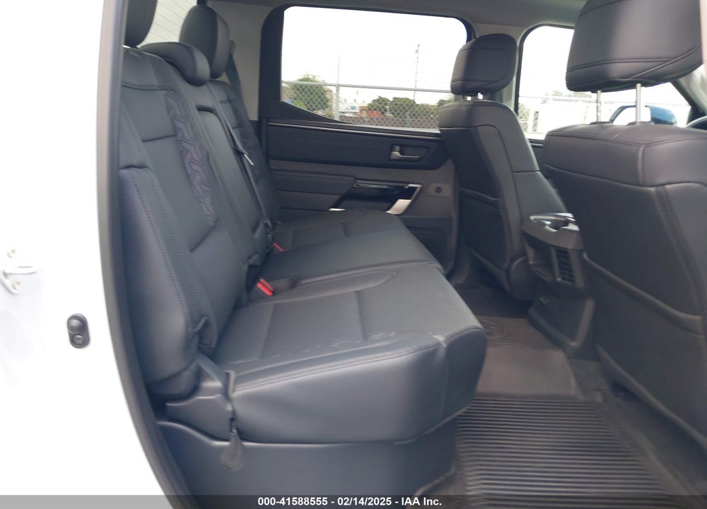 2024 TOYOTA TUNDRA VIN: 5TFWA5DB9RX217552