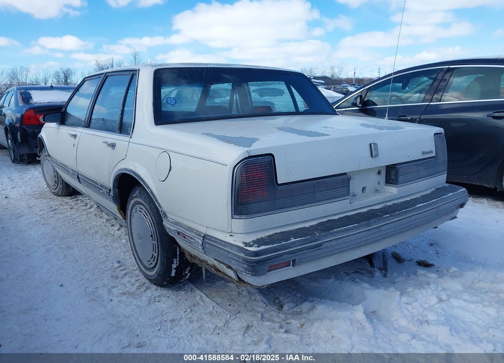1991 OLDSMOBILE 88 ROYALE VIN: 1G3HN54C6MH307850