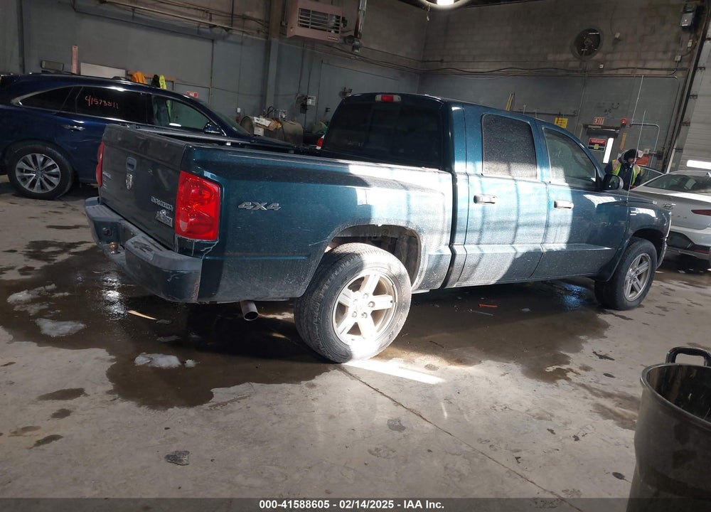 2011 RAM DAKOTA VIN: 1D7RW3GP4BS636444