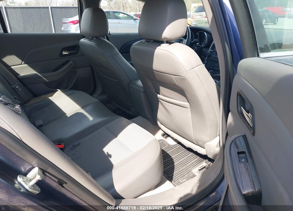 2014 CHEVROLET MALIBU VIN: 1G11C5SL8EF190174