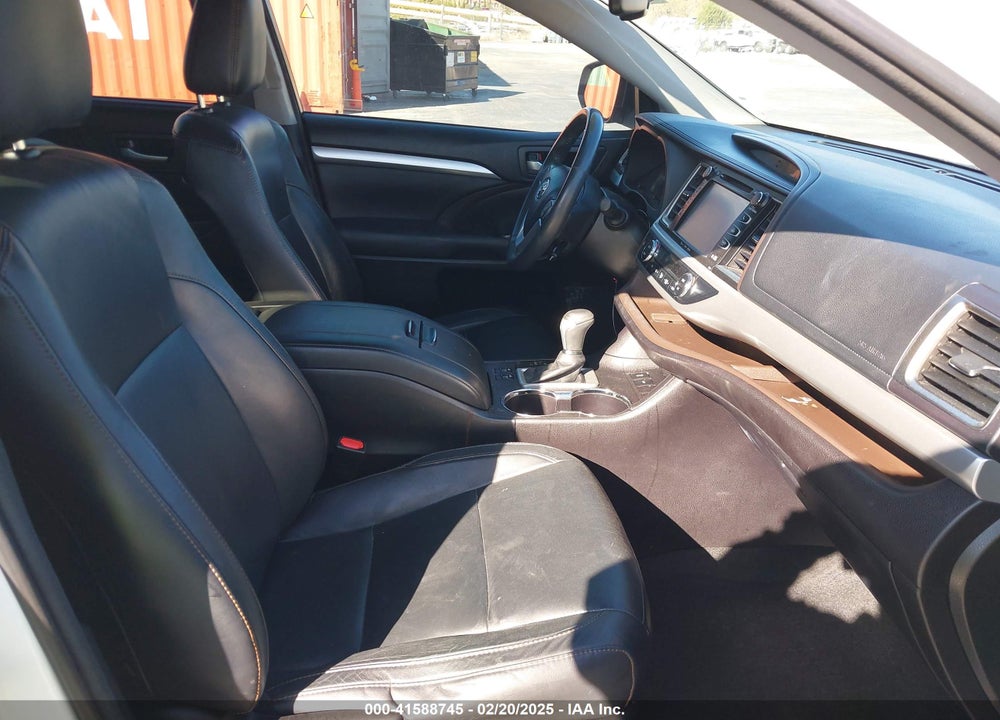 2016 TOYOTA HIGHLANDER VIN: 5TDKKRFH3GS160434