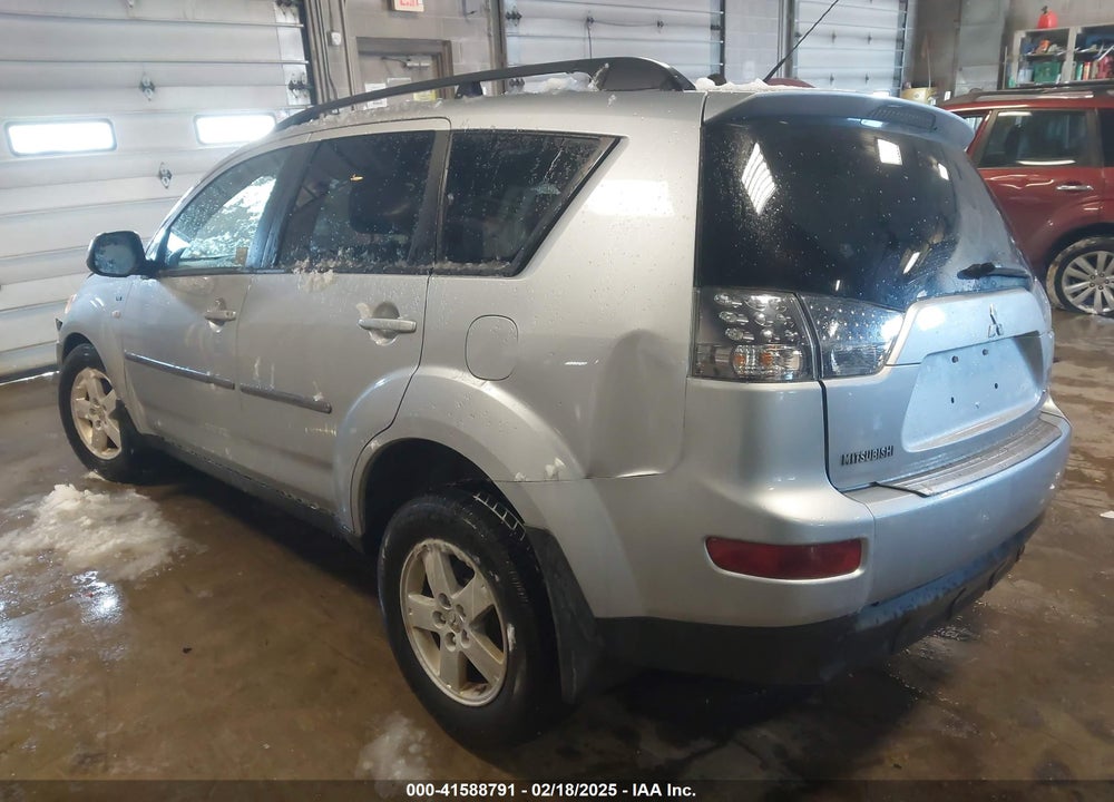 2008 MITSUBISHI OUTLANDER LS VIN: JA4MT31X08Z013323