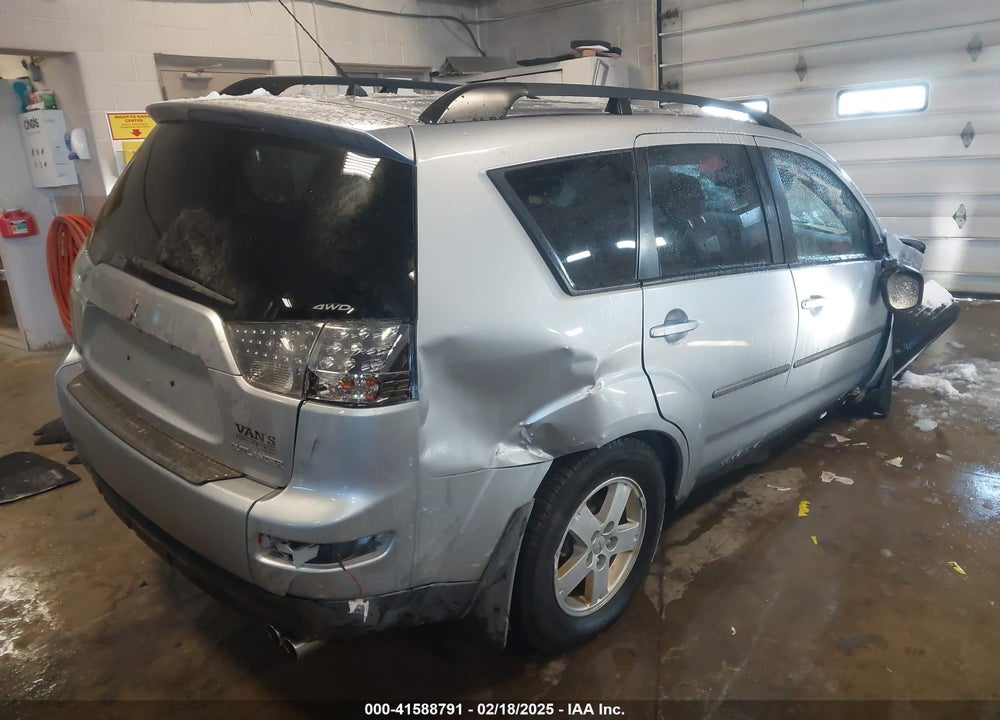 2008 MITSUBISHI OUTLANDER LS VIN: JA4MT31X08Z013323