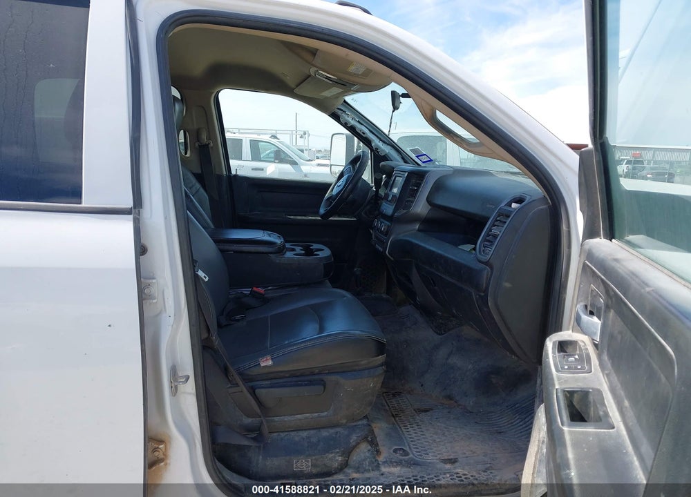 2019 RAM 3500 CHASSIS TRADESMAN/SLT/LAIE/LIMITED VIN: 3C7WRTCL6KG639802