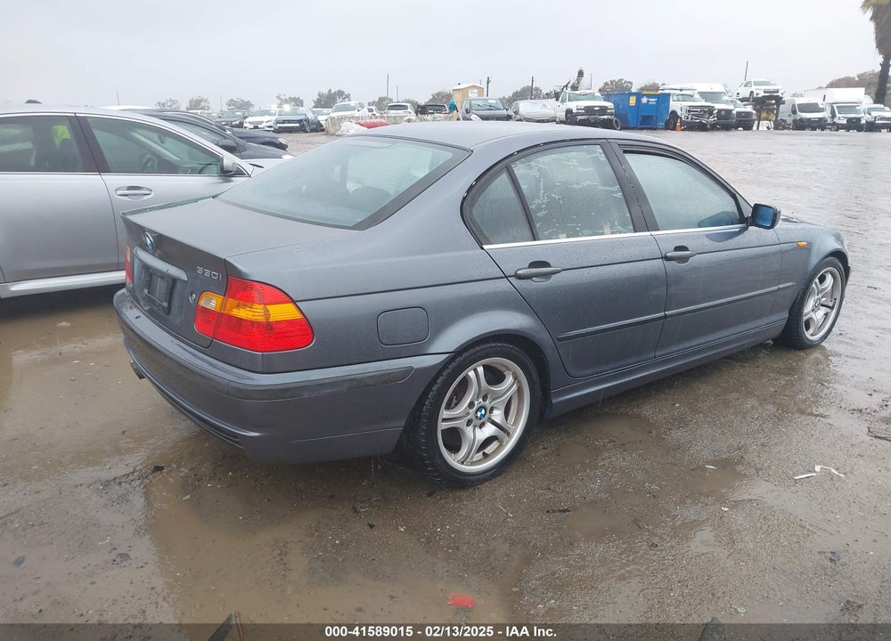 2003 BMW 330I VIN: WBAEV53413KM25803