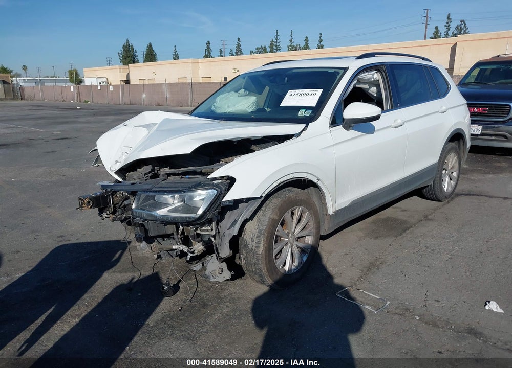 2018 VOLKSWAGEN TIGUAN 2.0T SE/2.0T SEL VIN: 3VV3B7AXXJM120741