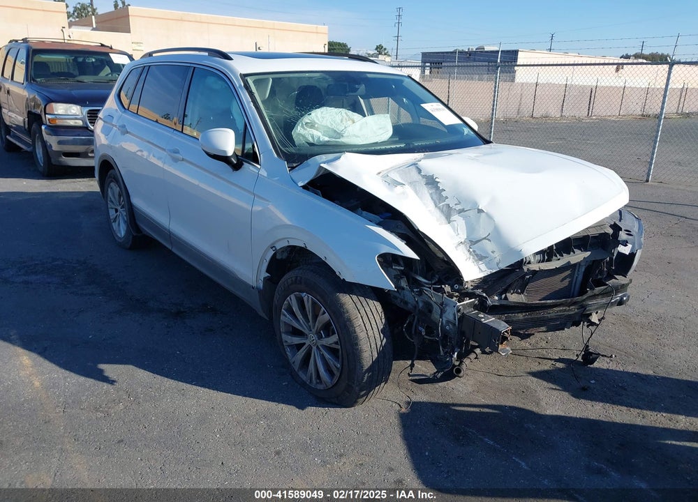 2018 VOLKSWAGEN TIGUAN 2.0T SE/2.0T SEL VIN: 3VV3B7AXXJM120741