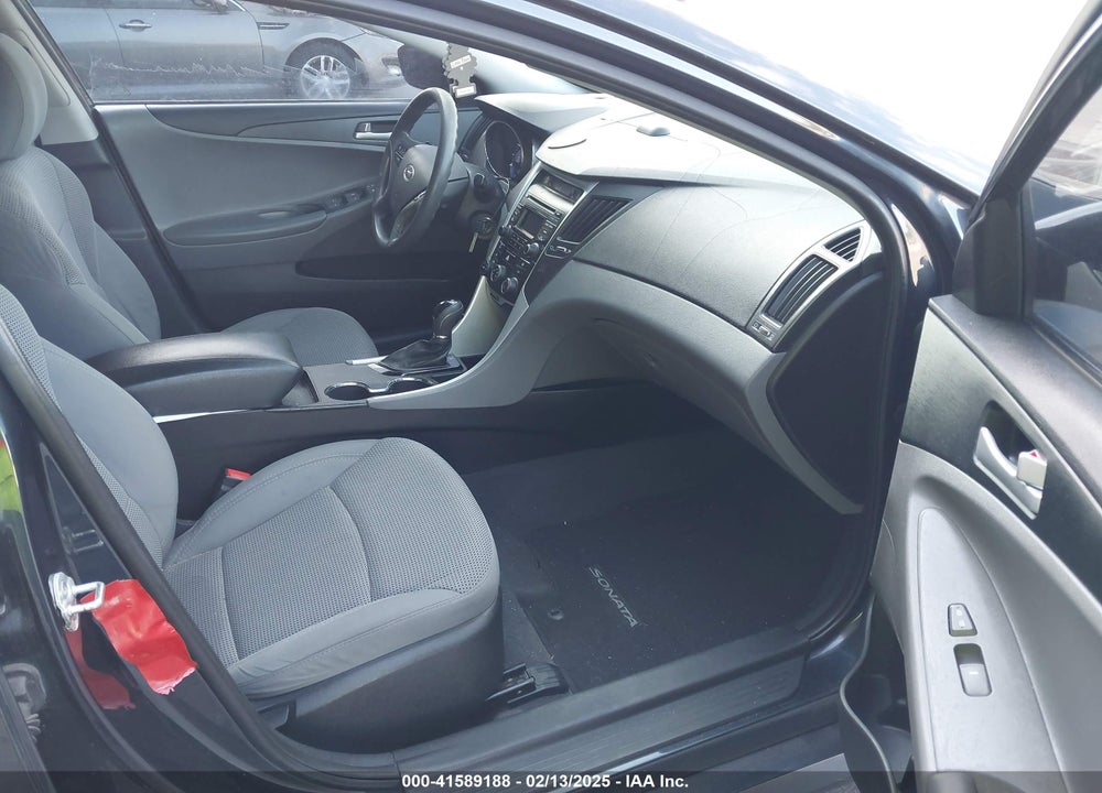 2014 HYUNDAI SONATA VIN: 5NPEB4AC1EH940432