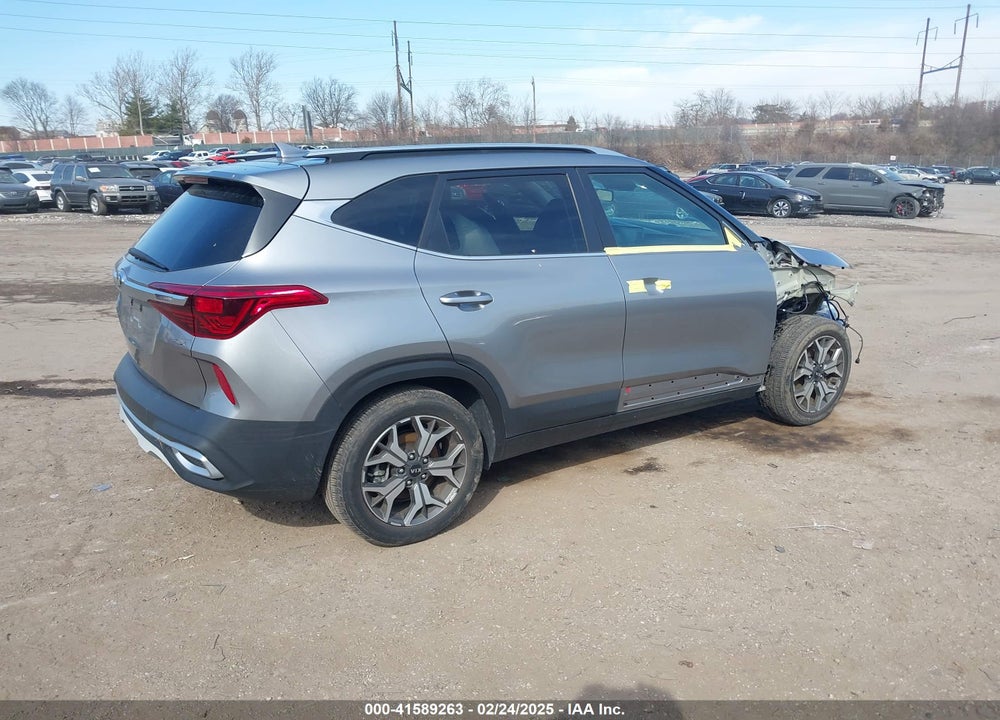2021 KIA SELTOS VIN: KNDERCAA4M7151702