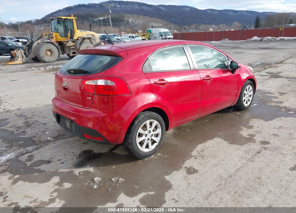 2013 KIA RIO VIN: KNADM5A38D6164639