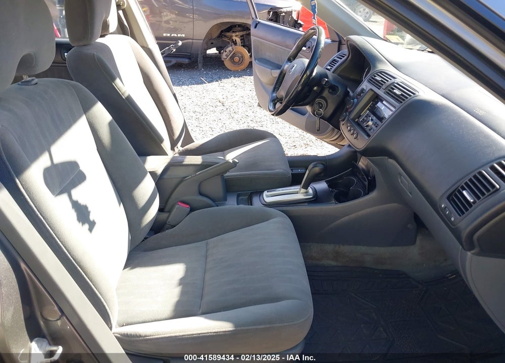 2005 HONDA CIVIC EX VIN: 2HGES26775H540417