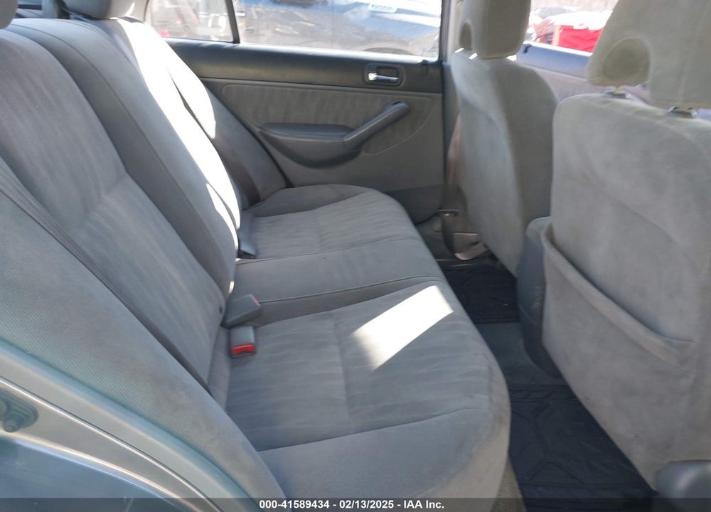 2005 HONDA CIVIC EX VIN: 2HGES26775H540417