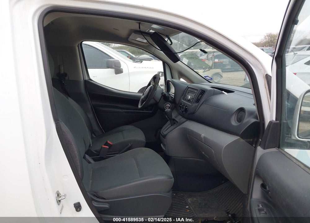 2015 NISSAN NV200 VIN: 3N6CM0KN5FK691700