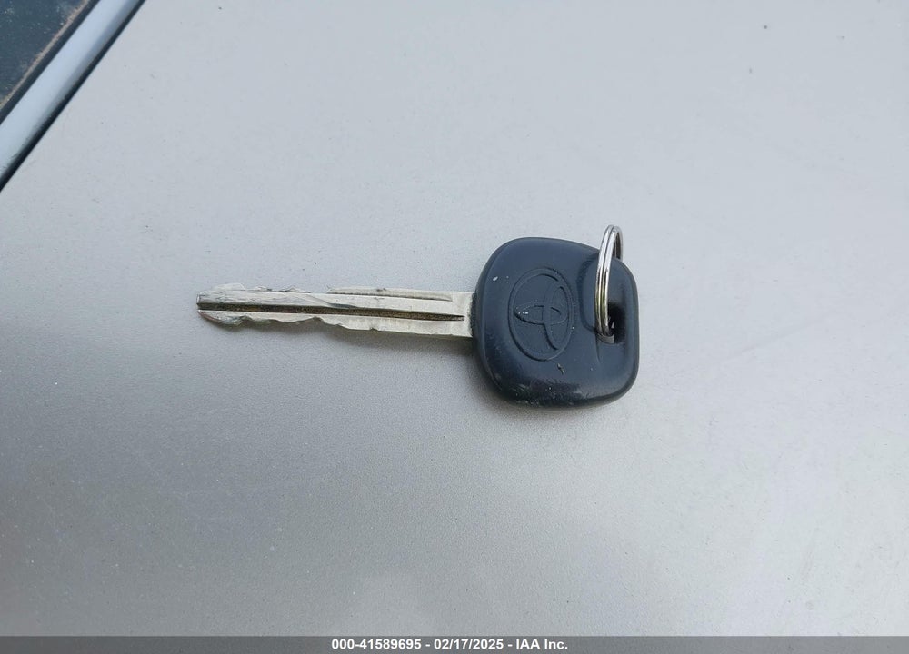 2003 TOYOTA AVALON XLS VIN: 4T1BF28BX3U334442