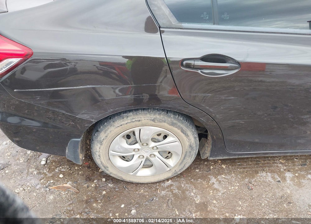 2014 HONDA CIVIC VIN: 2HGFB2F57EH557933