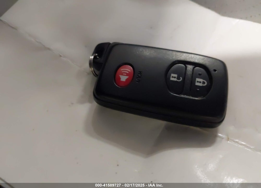 2011 TOYOTA PRIUS TWO VIN: JTDKN3DU3B5308598