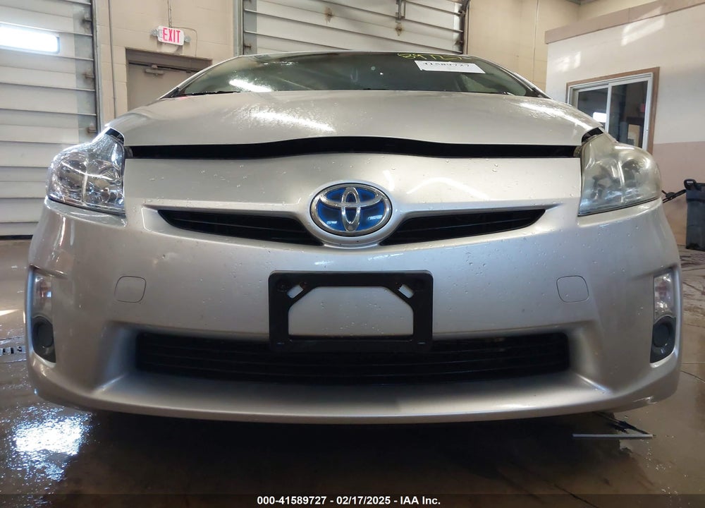 2011 TOYOTA PRIUS TWO VIN: JTDKN3DU3B5308598