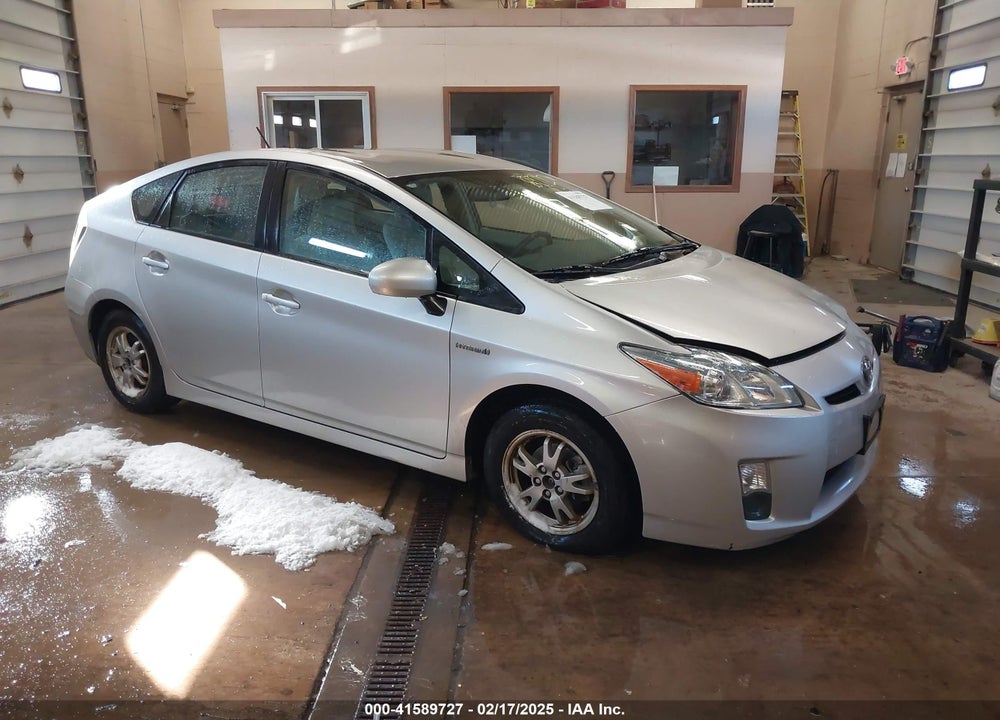 2011 TOYOTA PRIUS TWO VIN: JTDKN3DU3B5308598