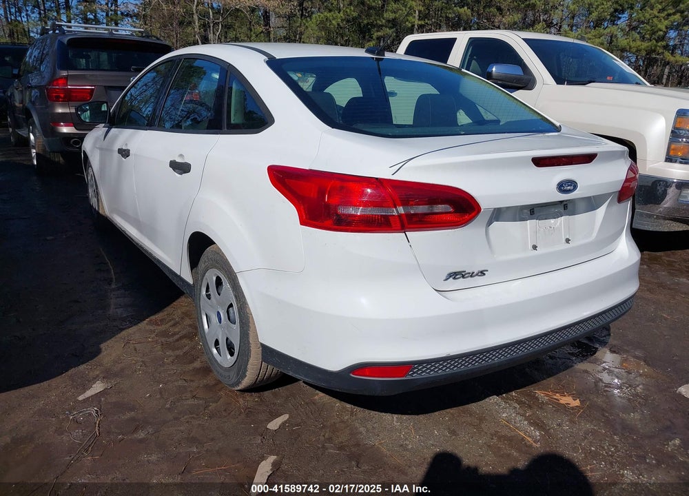 2017 FORD FOCUS S VIN: 1FADP3E25HL321721