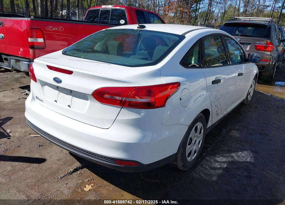 2017 FORD FOCUS S VIN: 1FADP3E25HL321721