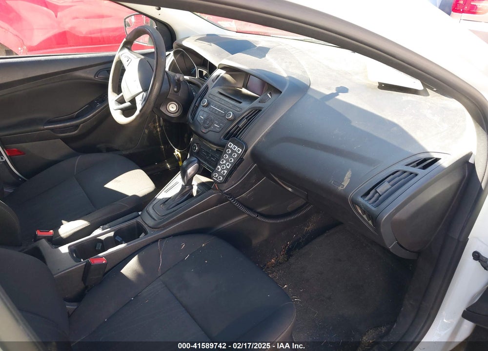 2017 FORD FOCUS S VIN: 1FADP3E25HL321721