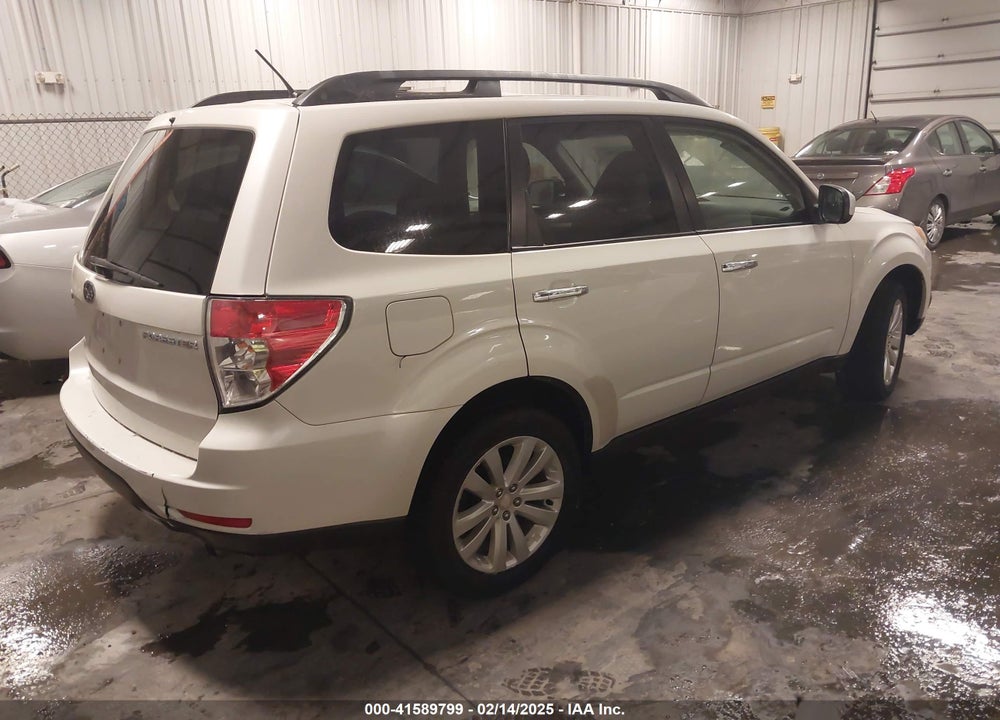 2012 SUBARU FORESTER 2.5X PREMIUM VIN: JF2SHBDC8CH421389