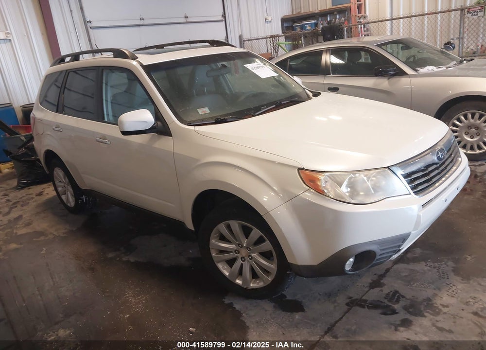 2012 SUBARU FORESTER 2.5X PREMIUM VIN: JF2SHBDC8CH421389