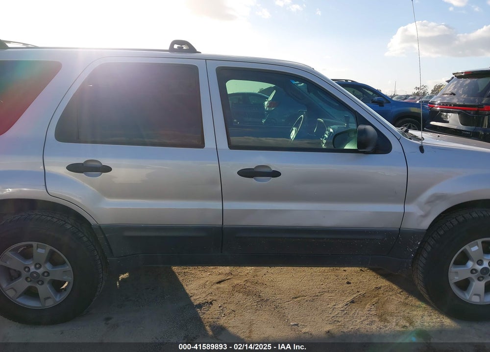 2005 FORD ESCAPE VIN: 1FMYU93145KA06181