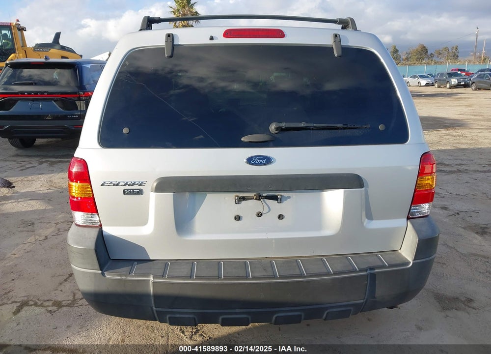 2005 FORD ESCAPE VIN: 1FMYU93145KA06181