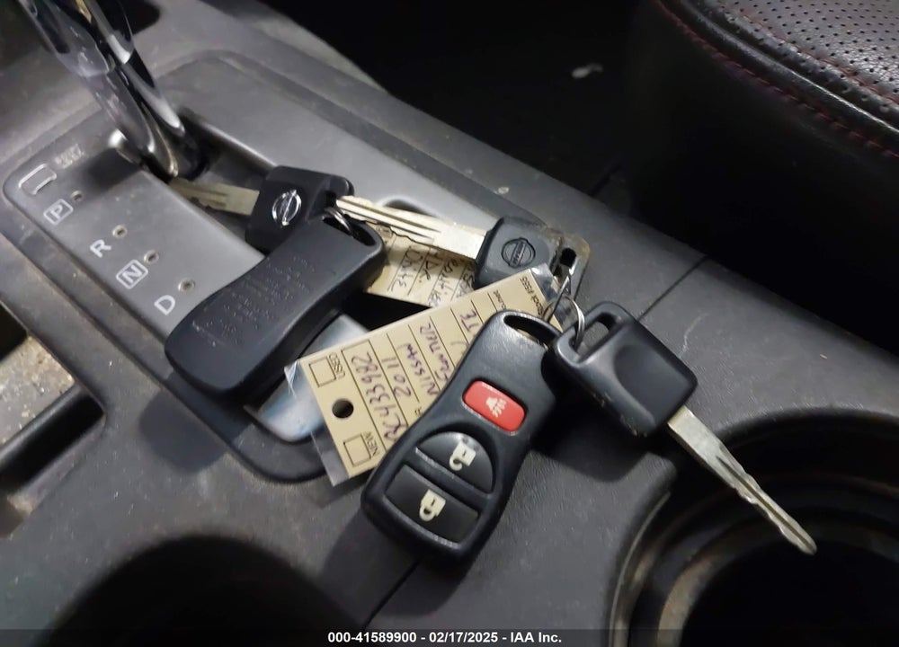 2011 NISSAN FRONTIER VIN: 1N6AD0EV8BC433982