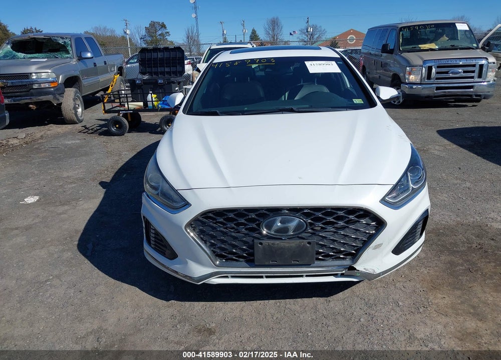 2018 HYUNDAI SONATA VIN: 5NPE34AF1JH700511