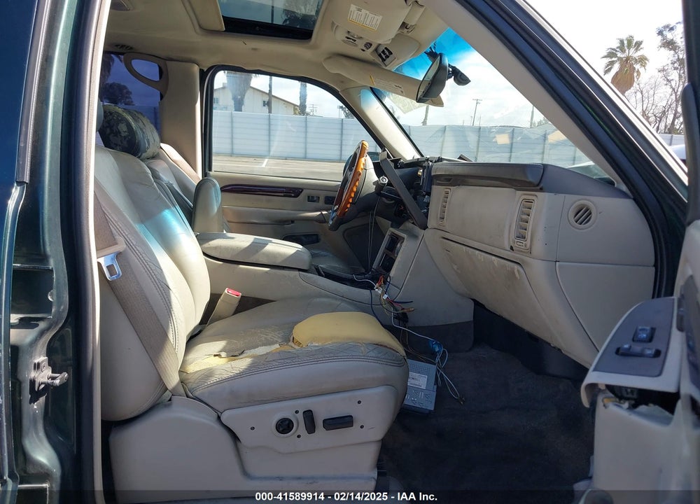 2003 CADILLAC ESCALADE STANDARD VIN: 1GYEK63N13R272139