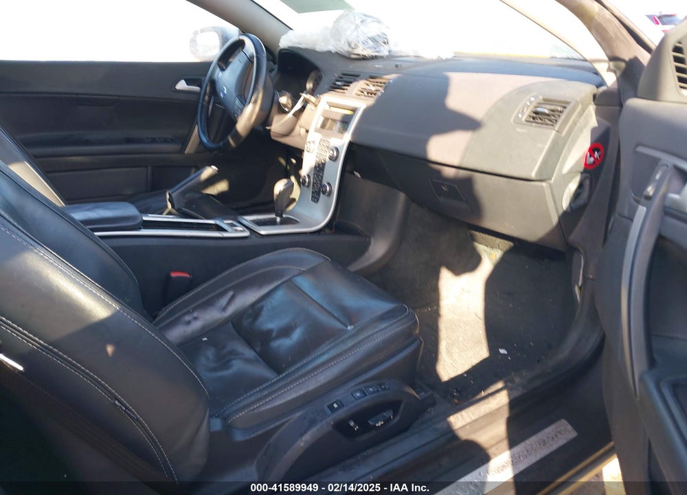 2012 VOLVO C70 VIN: YV1672MCXCJ130785