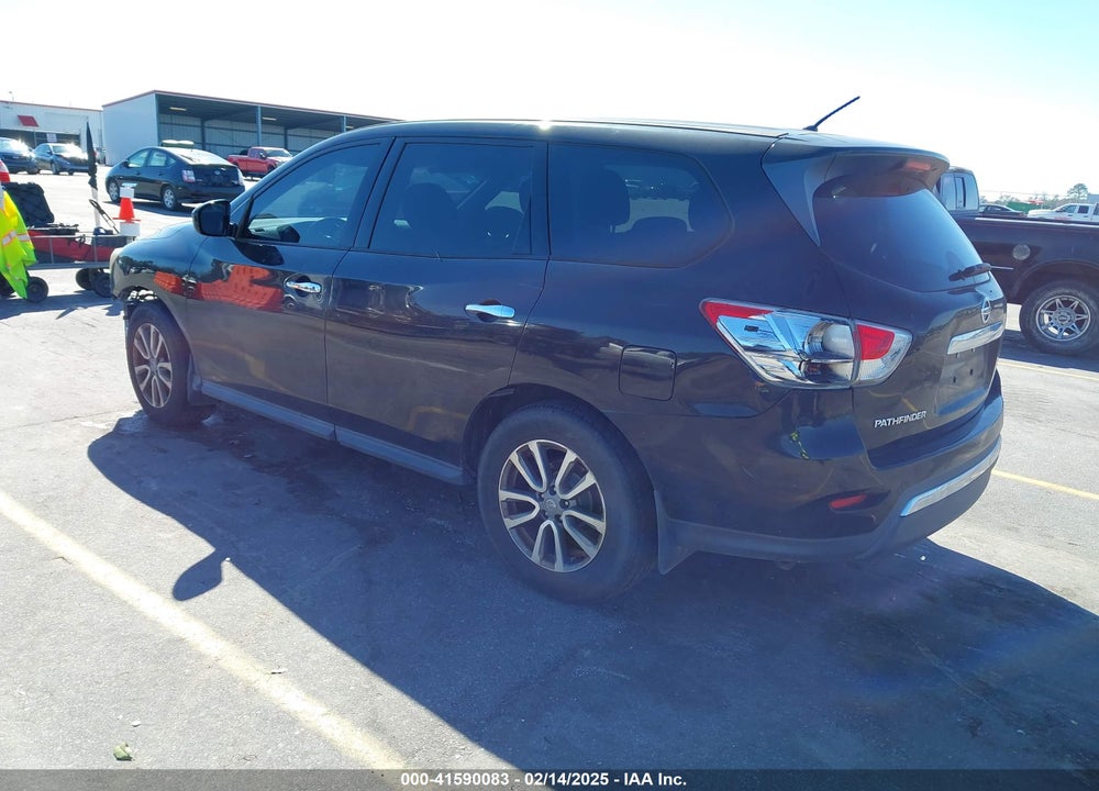 2015 NISSAN PATHFINDER S VIN: 5N1AR2MNXFC621566
