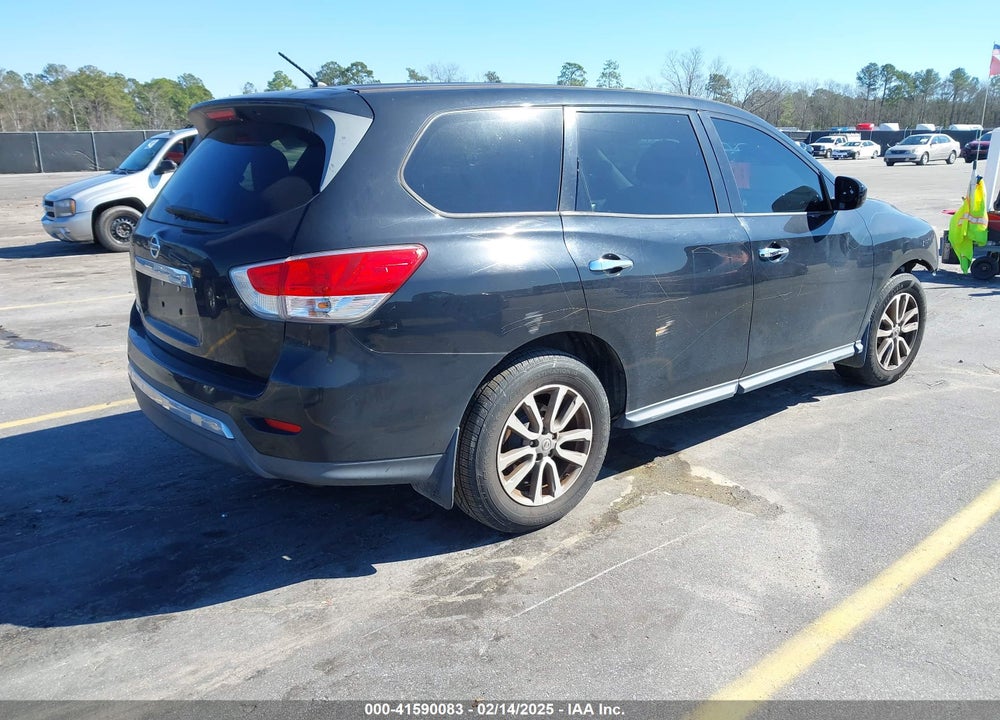 2015 NISSAN PATHFINDER S VIN: 5N1AR2MNXFC621566